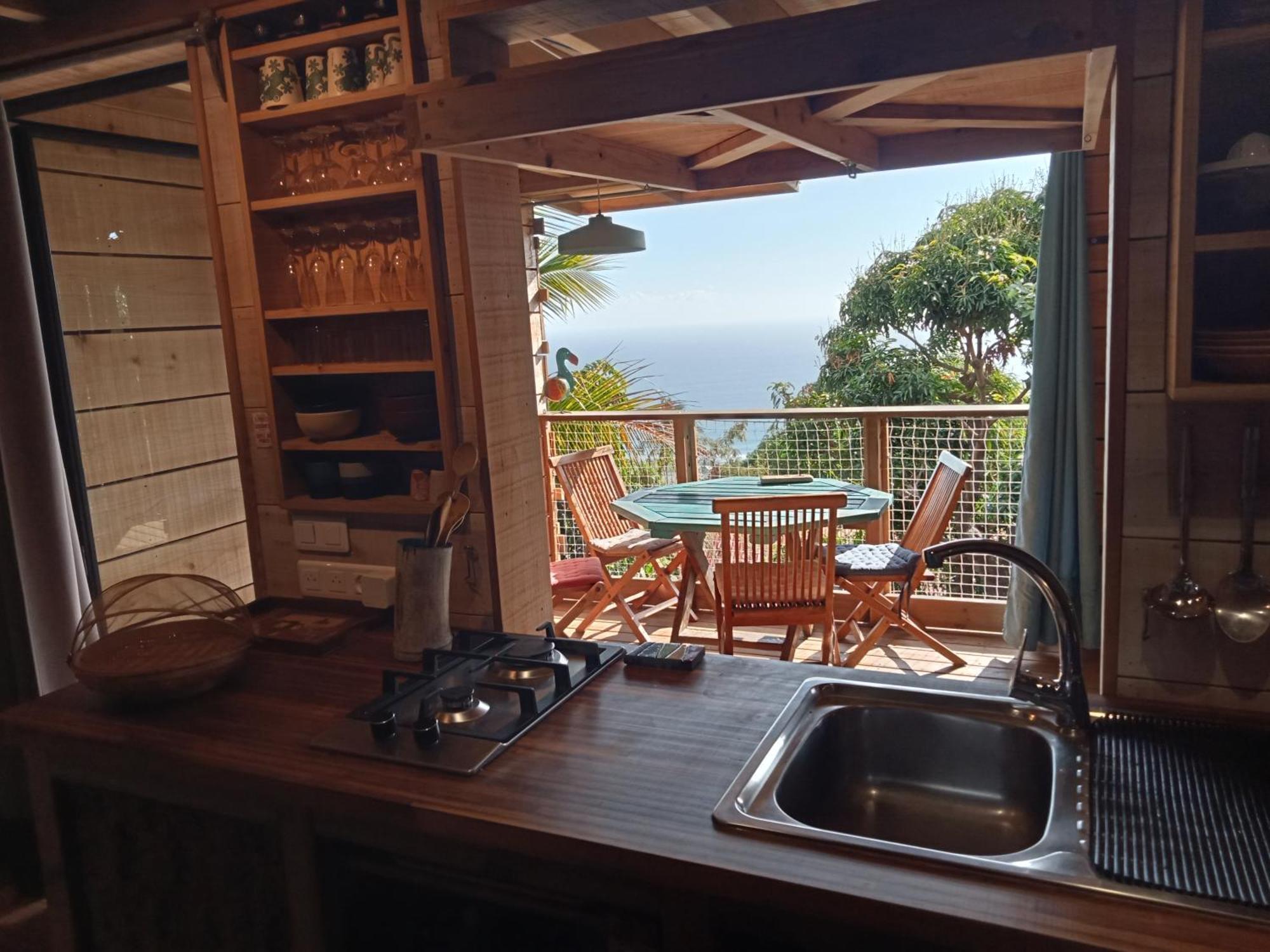 Bungalow Ecologique Avec Toilettes Seches Leu Kabanon Vue Mer サン・ル エクステリア 写真